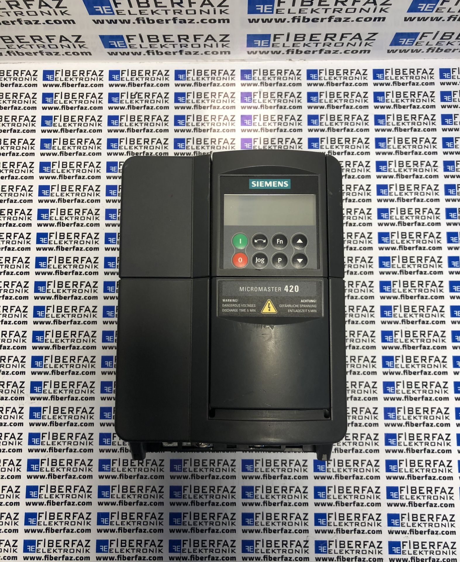6SE6420-2UD24-0BA1 SIEMENS MICROMASTER 420 SURUCU ( 6SE6 420-2UD24-0BA1 )