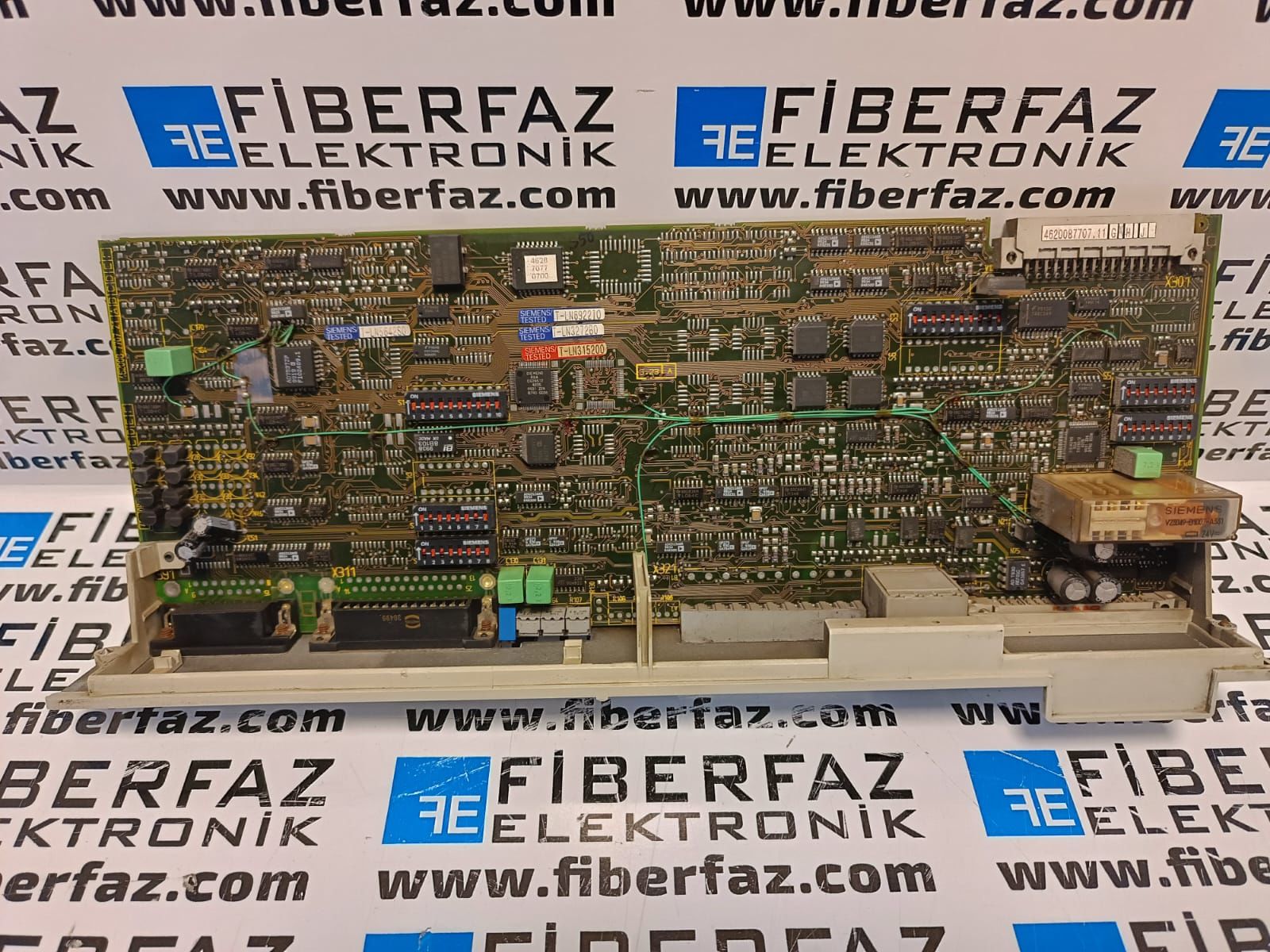6SN1118-0BJ11-0AA0 SIEMENS SIMODRIVE 611 CONTROL UNIT RESOLVER CONTROL (1-AXIS)