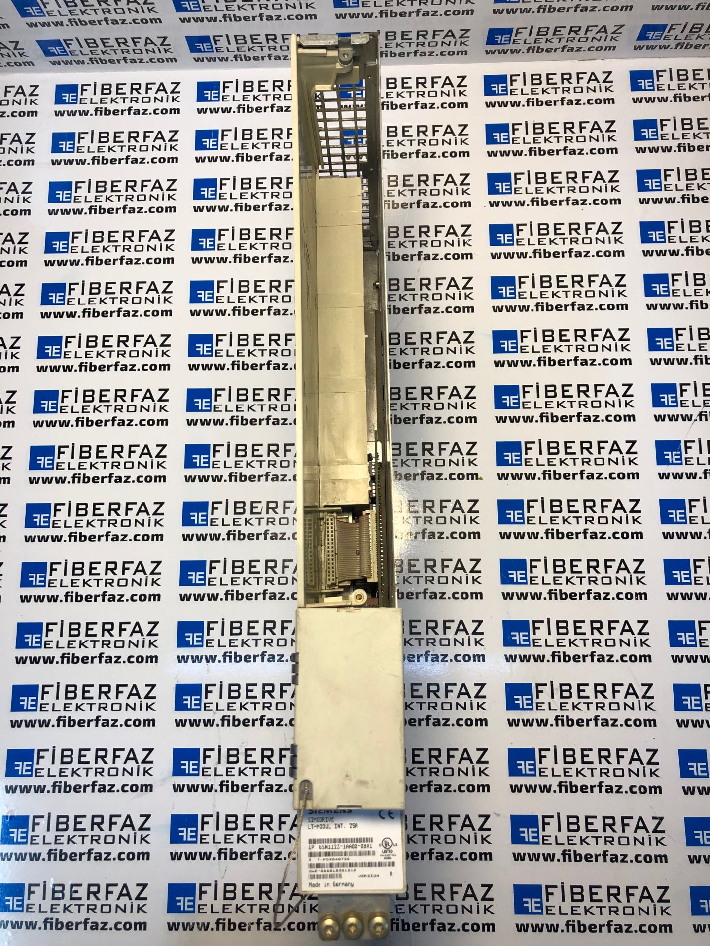 6SN1123-1AA00-0BA1 SIEMENS SIMODRIVE 611 POWER MODULE (1-AXIS, 25 A)