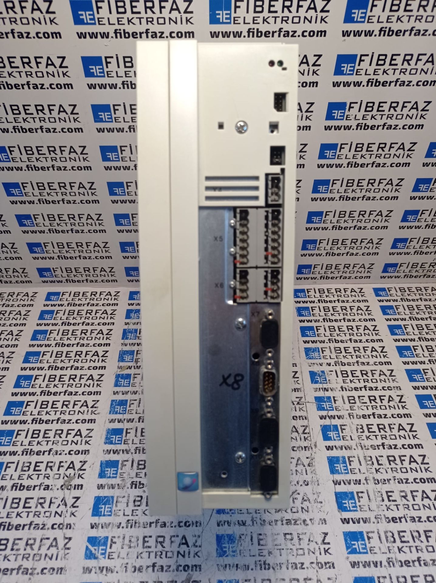 Lenze Sürücü EVS9323-EP