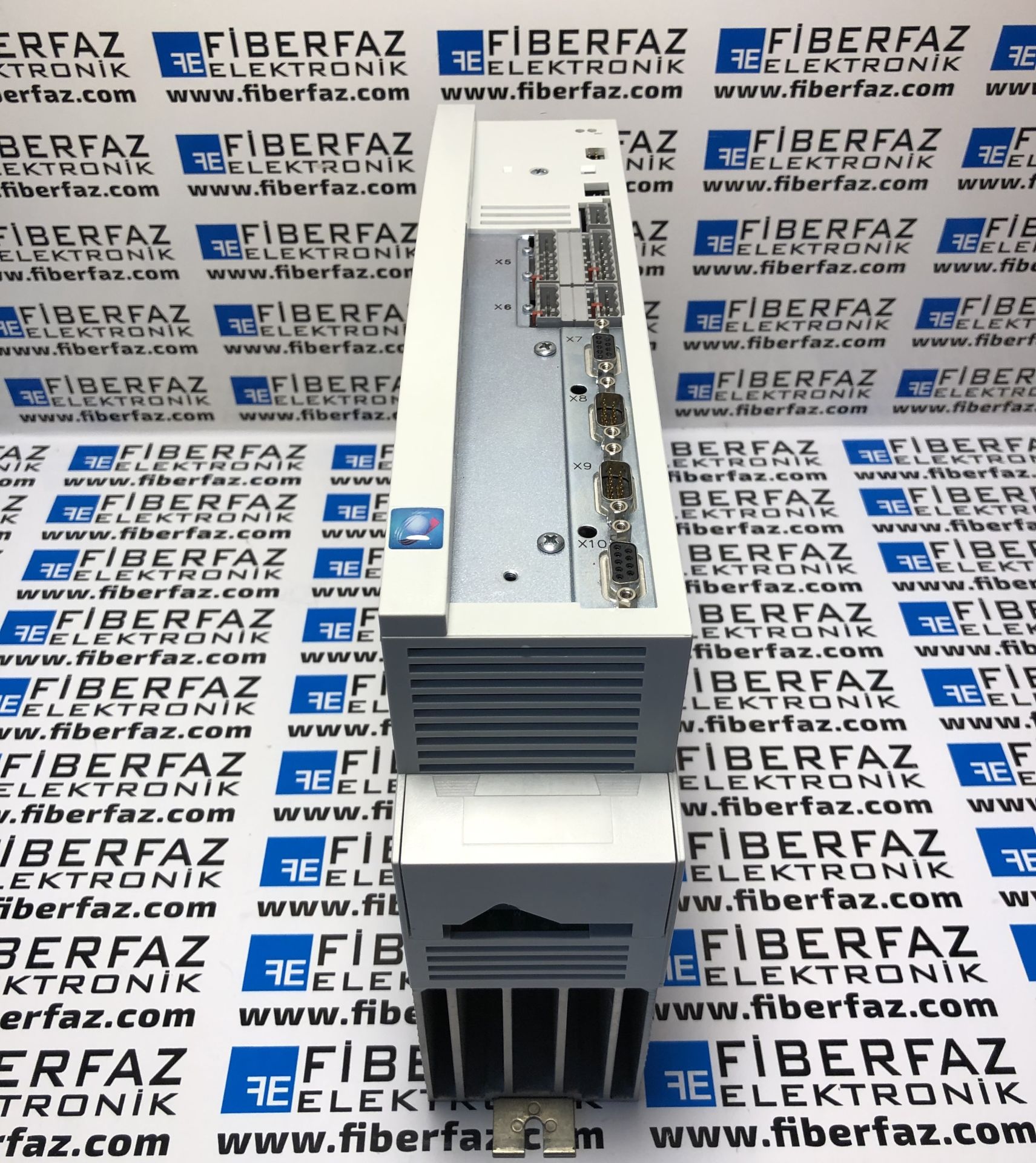 Lenze Sürücü EVS9321-EV