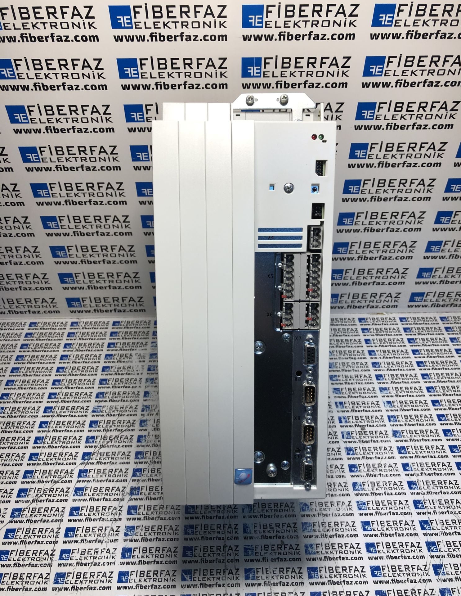 Lenze Sürücü EVS9325-EP