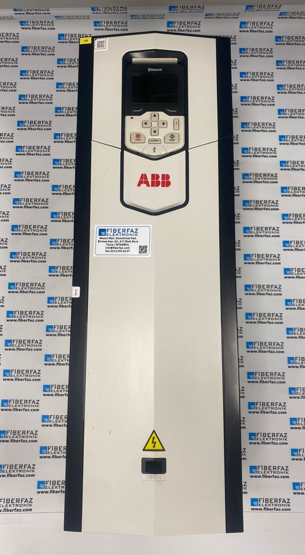 Abb Sürücü ACS880-01-087A-3+D150+P944