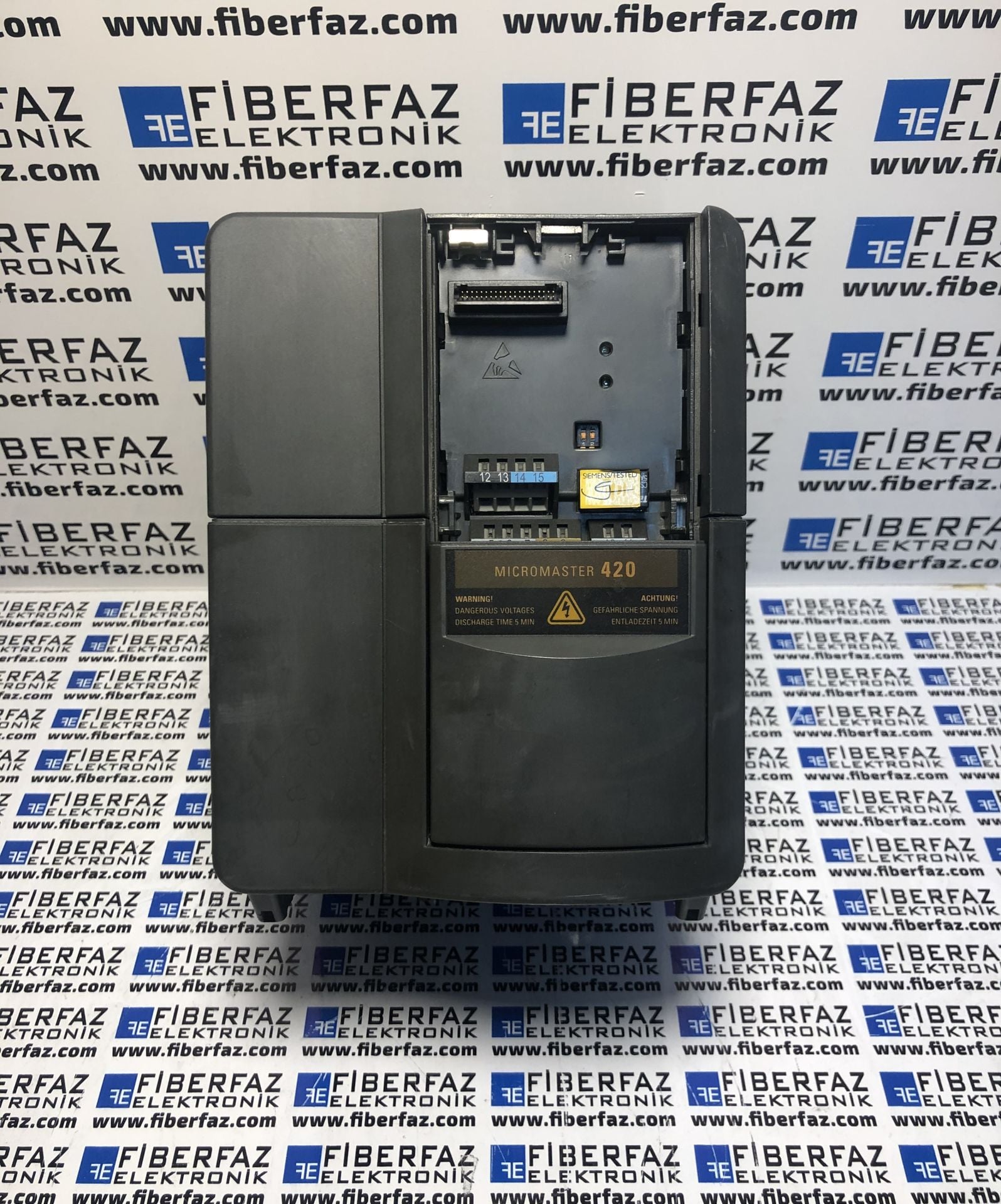 6SE6420-2UC21-5BA0 SIEMENS MICROMASTER 420 SURUCU ( 6SE6 420-2UC21-5BA0 )