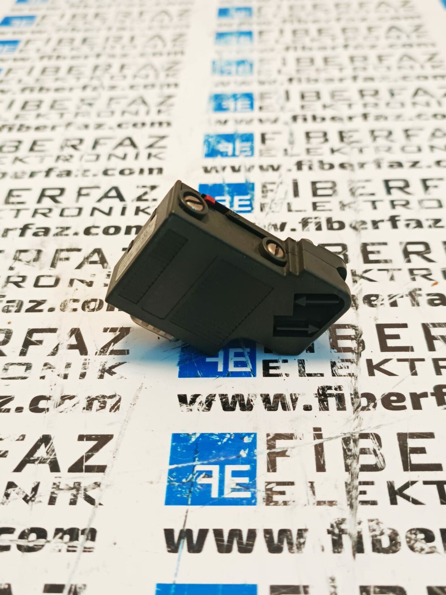 6ES7 972-0BA41-0XA0 SIEMENS SIMATIC DP BUS CONNECTOR FOR PROFIBUS