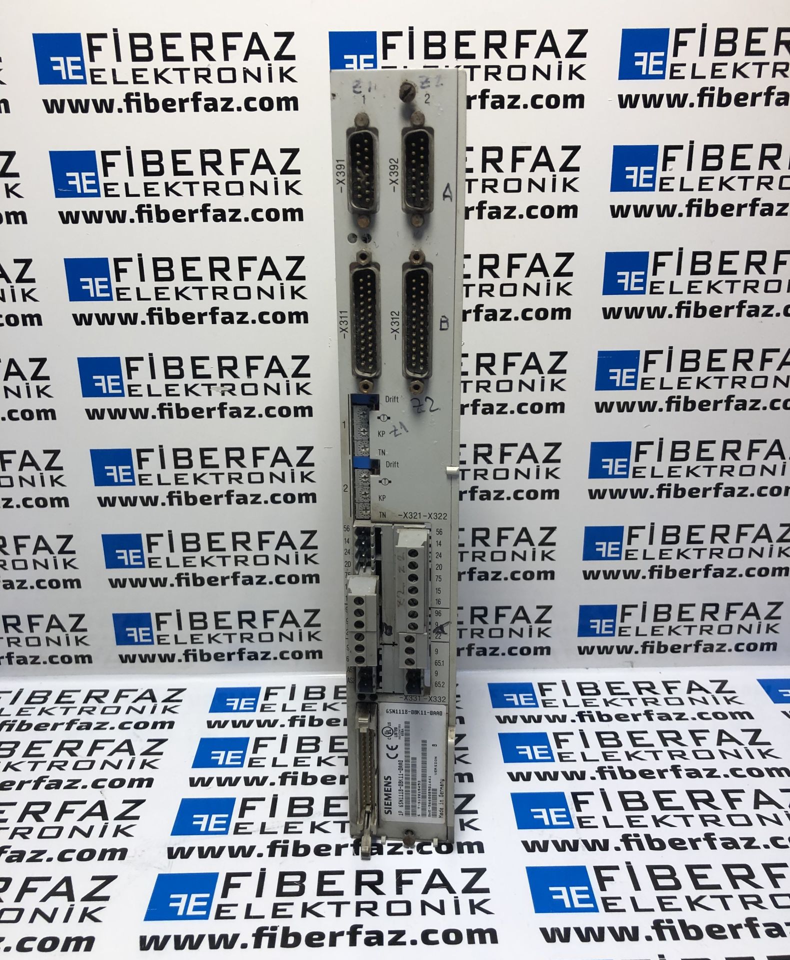6SN1118-0BK11-0AA0 SIEMENS SIMODRIVE 611 CONTROL UNIT RESOLVER CONTROL (2-AXIS)