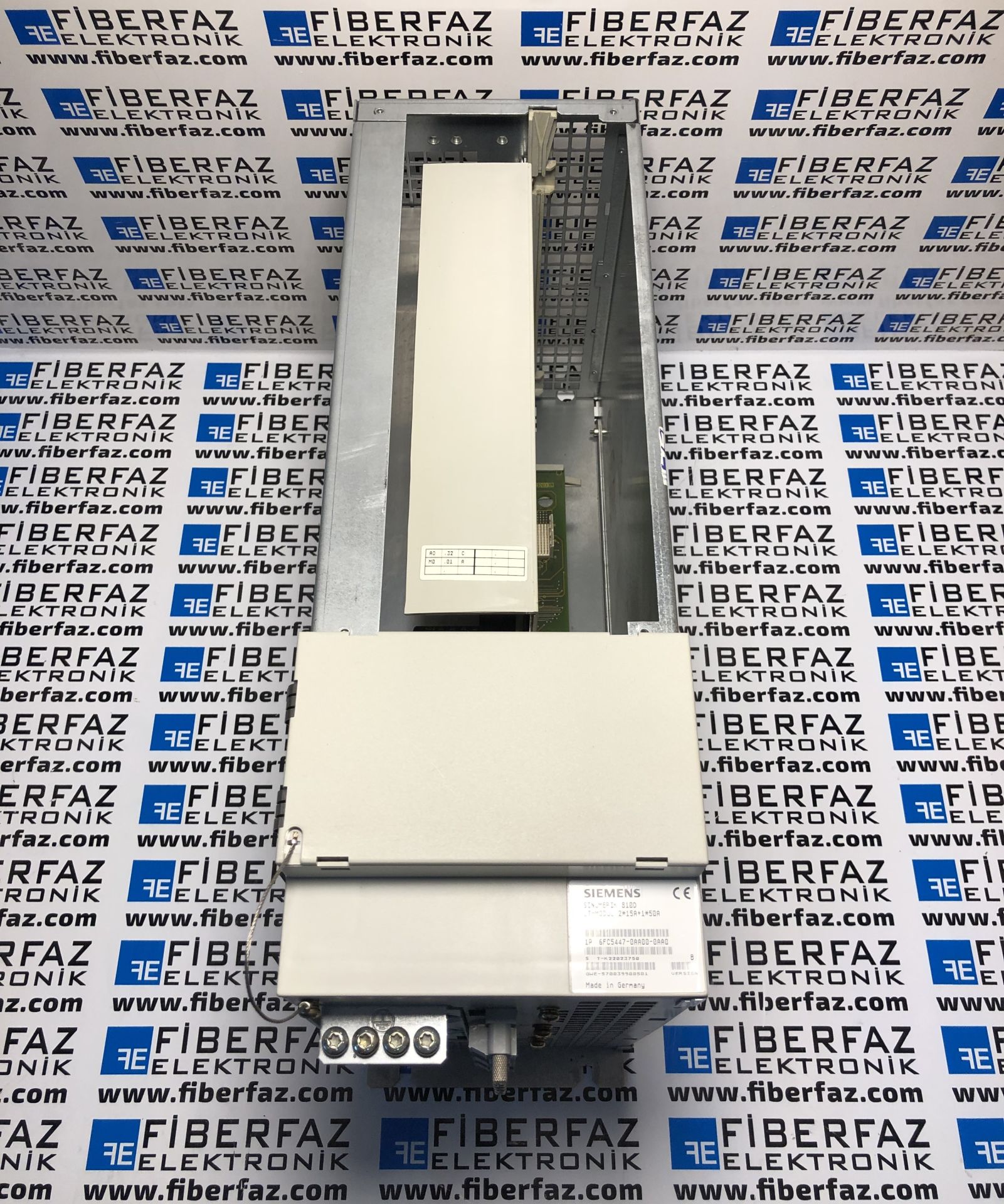 6FC5447-0AA00-0AA0  SIEMENS SINUMERIK 810D CCU-BOX WITH 3 INTEGR. POWER-CIRCUITS