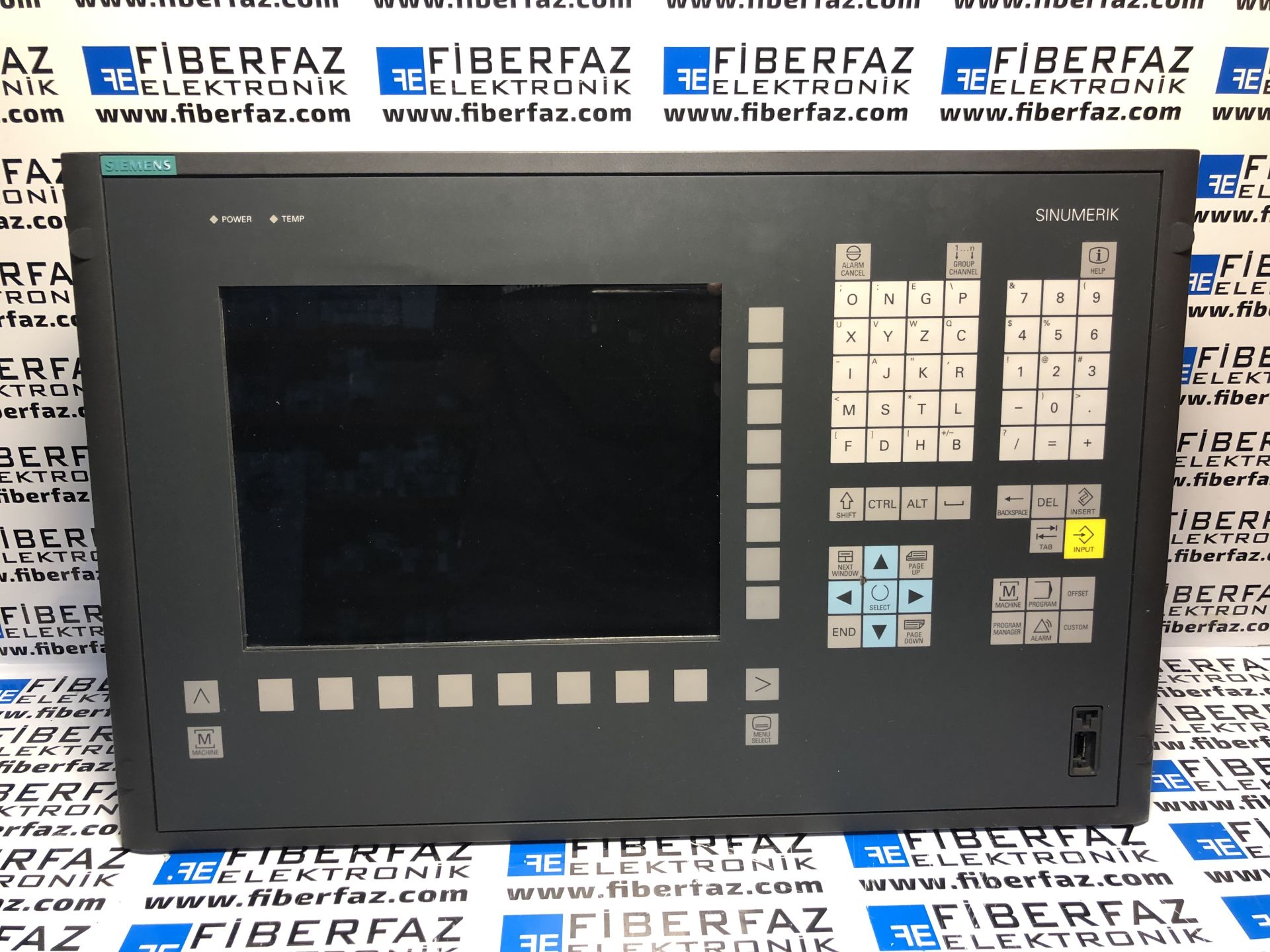 Siemens  6FC5203-0AF00-0AA1 SINUMERIK OP 010 Operator Panel