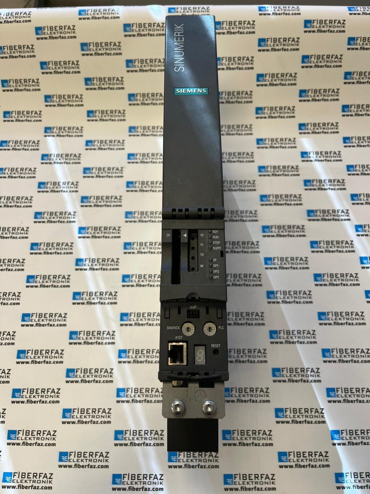 6FC5372-0AA00-0AA2 SIEMENS SINUMERIK 840Dl CNC NCU 720.2 with PLC