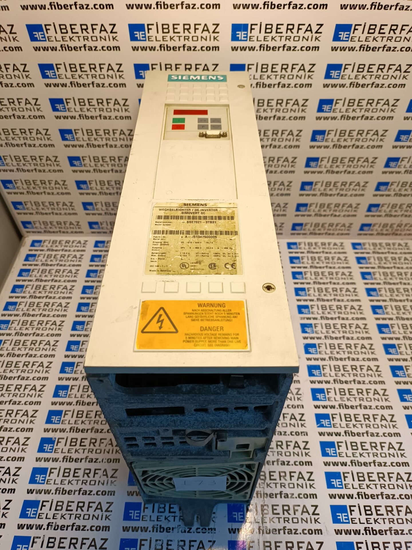 6SE7021-3TB31  SIEMENS SIMOVERT MASTERDRIVES SIMOVERT SC (5,5KW)