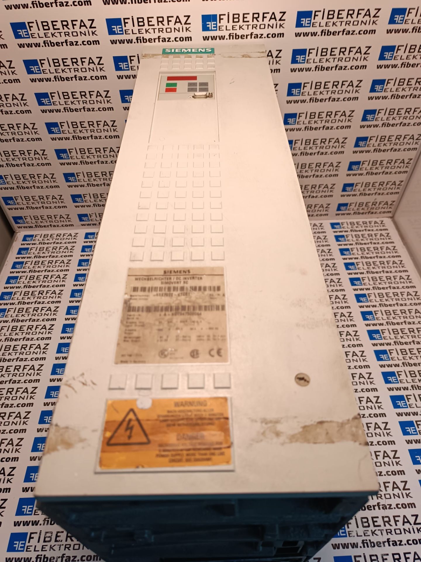 6SE7023-4TC31  SIEMENS SIMOVERT MASTERDRIVES SIMOVERT SC (15KW)
