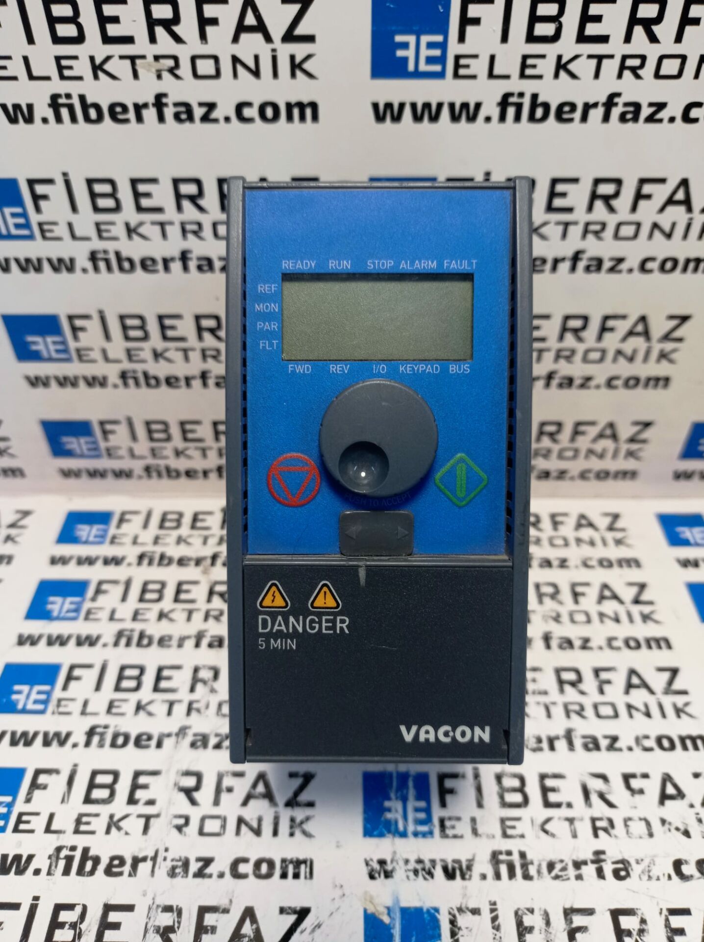 Vacon Sürücü 0010-1L-0002-2