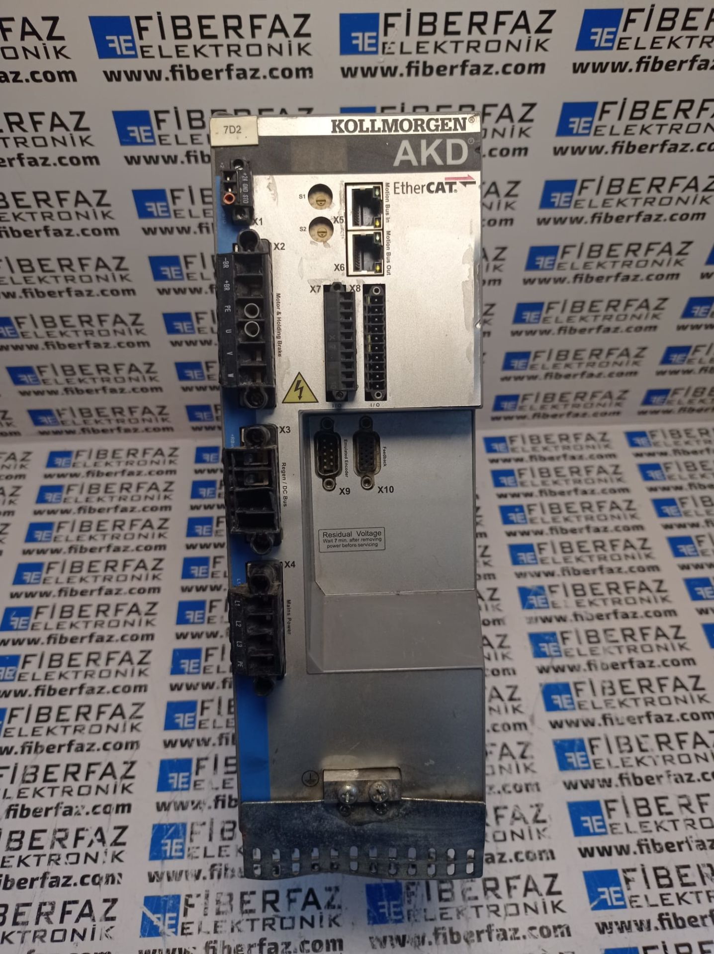 Kollmorgen Sürücü AKD-P02407-NBCC-E000