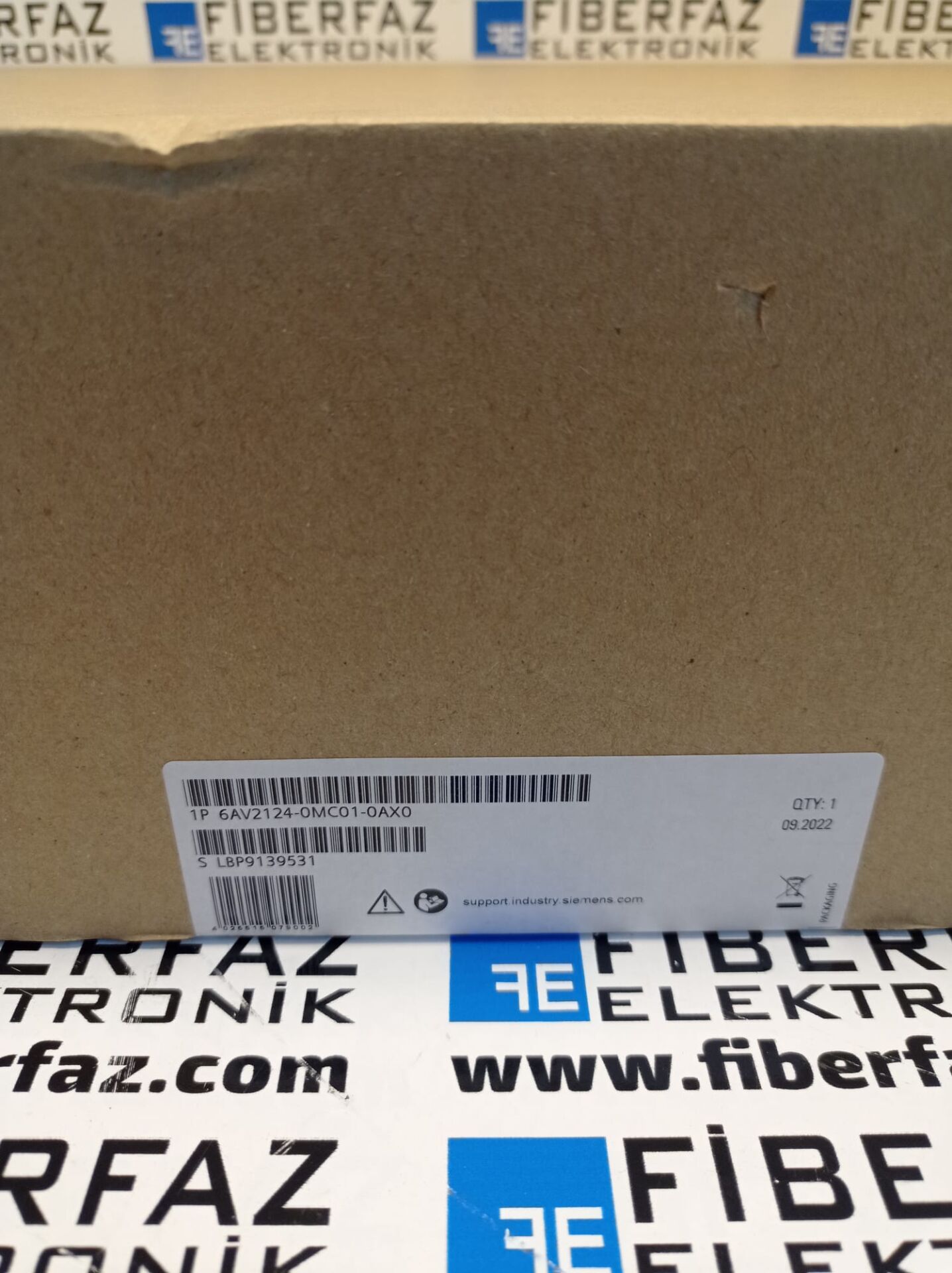 6AV2 124-0MC01-0AX0 SIEMENS SIMATIC HMI TP1200 Comfort