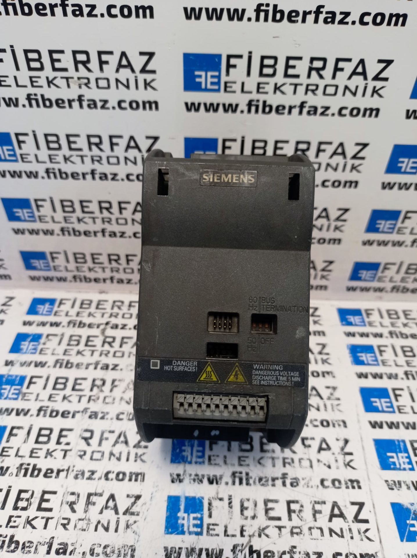 6SL3211-0AB17-5BA1 SIEMENS SINAMICS G110-CPM110 AC Drive (0,75KW)