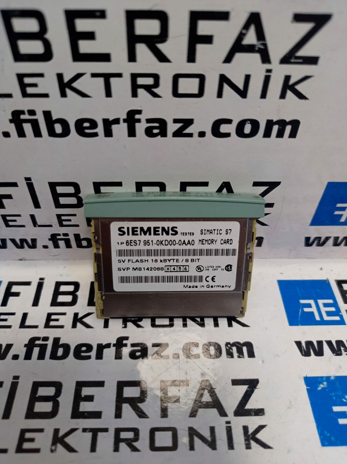 6ES7 951-0KD00-0AA0 SIEMENS SIMATIC S7-300 PLC HAFIZA KARTI ( 6ES7951-0KD00-0AA0 )