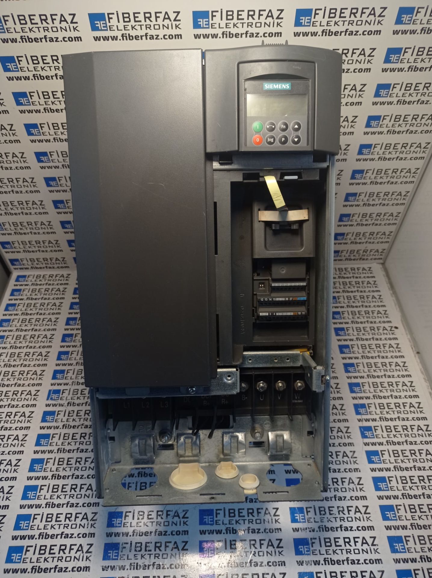 6SE6440-2UD31-5DA1  SIEMENS MICROMASTER 440 SURUCU ( 6SE6 440-2UD31-5DA1 )