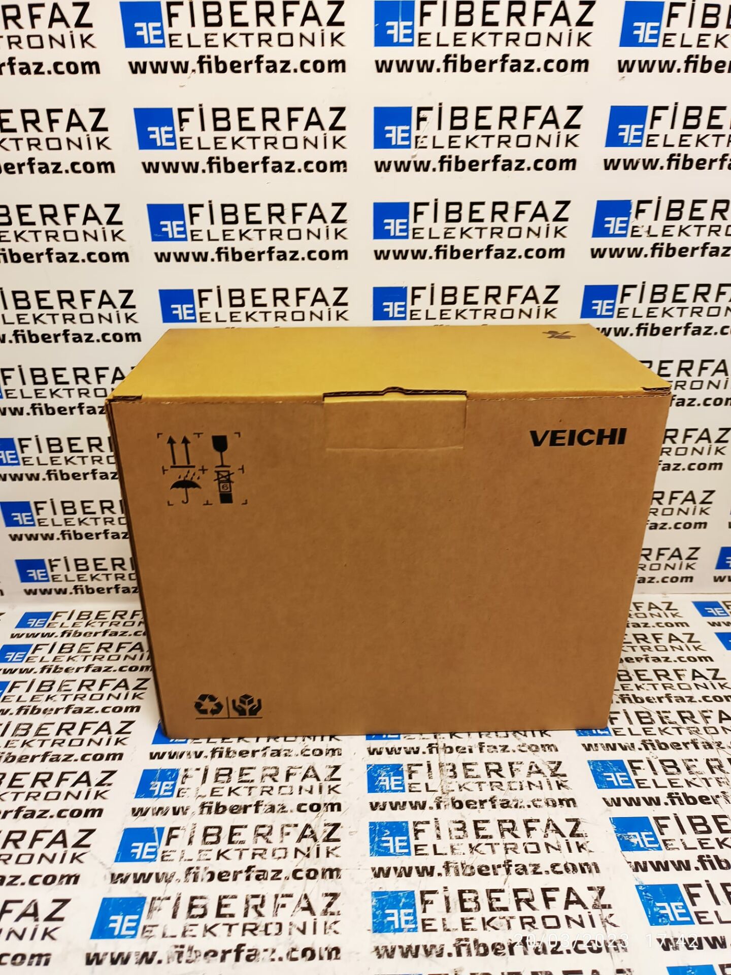 Veichi Sürücü AC10-T/S2-2R2G-B 2,2 kW
