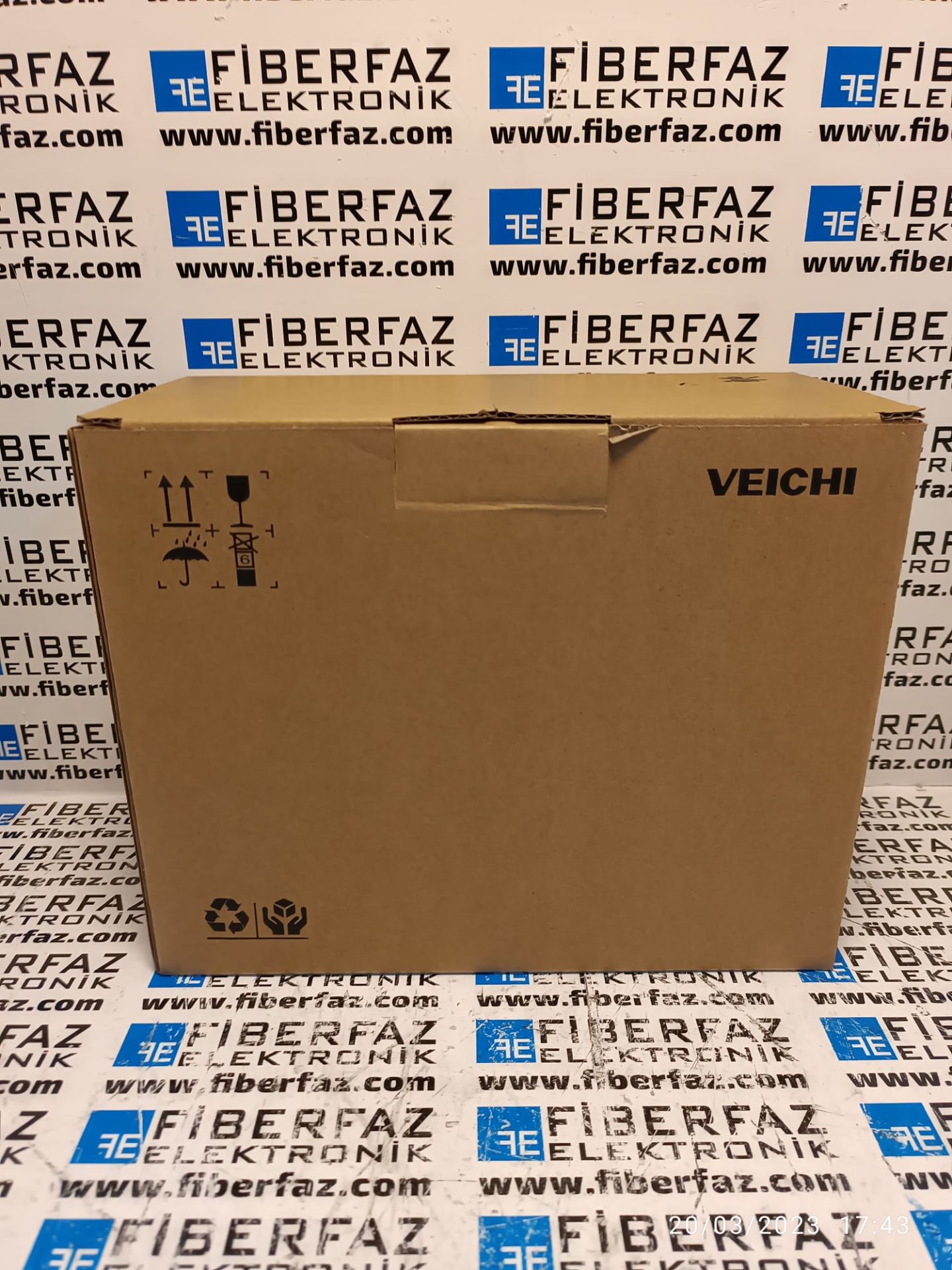 Veichi Sürücü AC10-T/S2-1R5G-B 1,5 kW