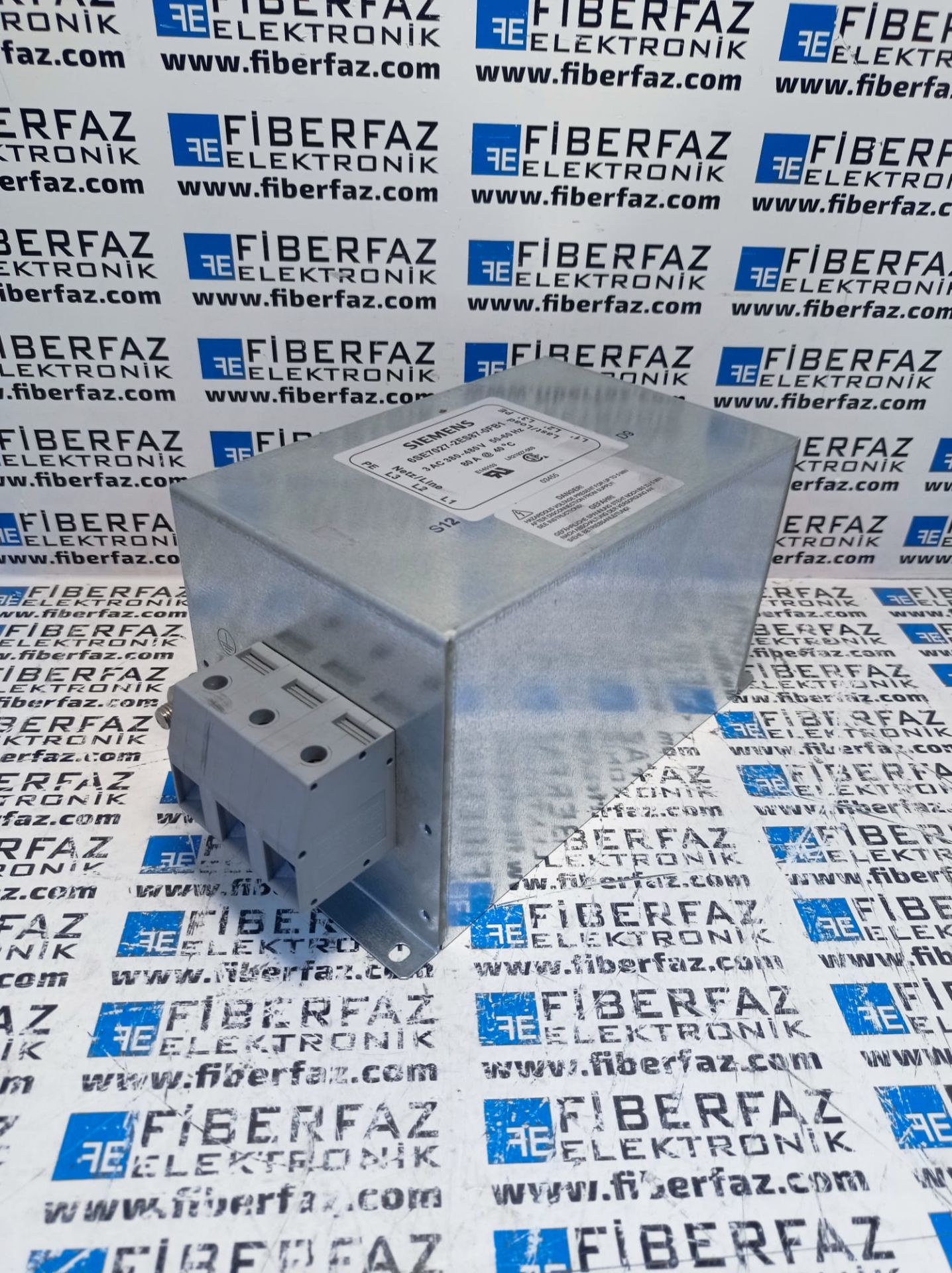 6SE7027-2ES87-0FB1 SIEMENS SIMOVERT MASTERDRIVES VECTOR CONTROL/MOTION CONTROL RI SUPPRESSION FILTER