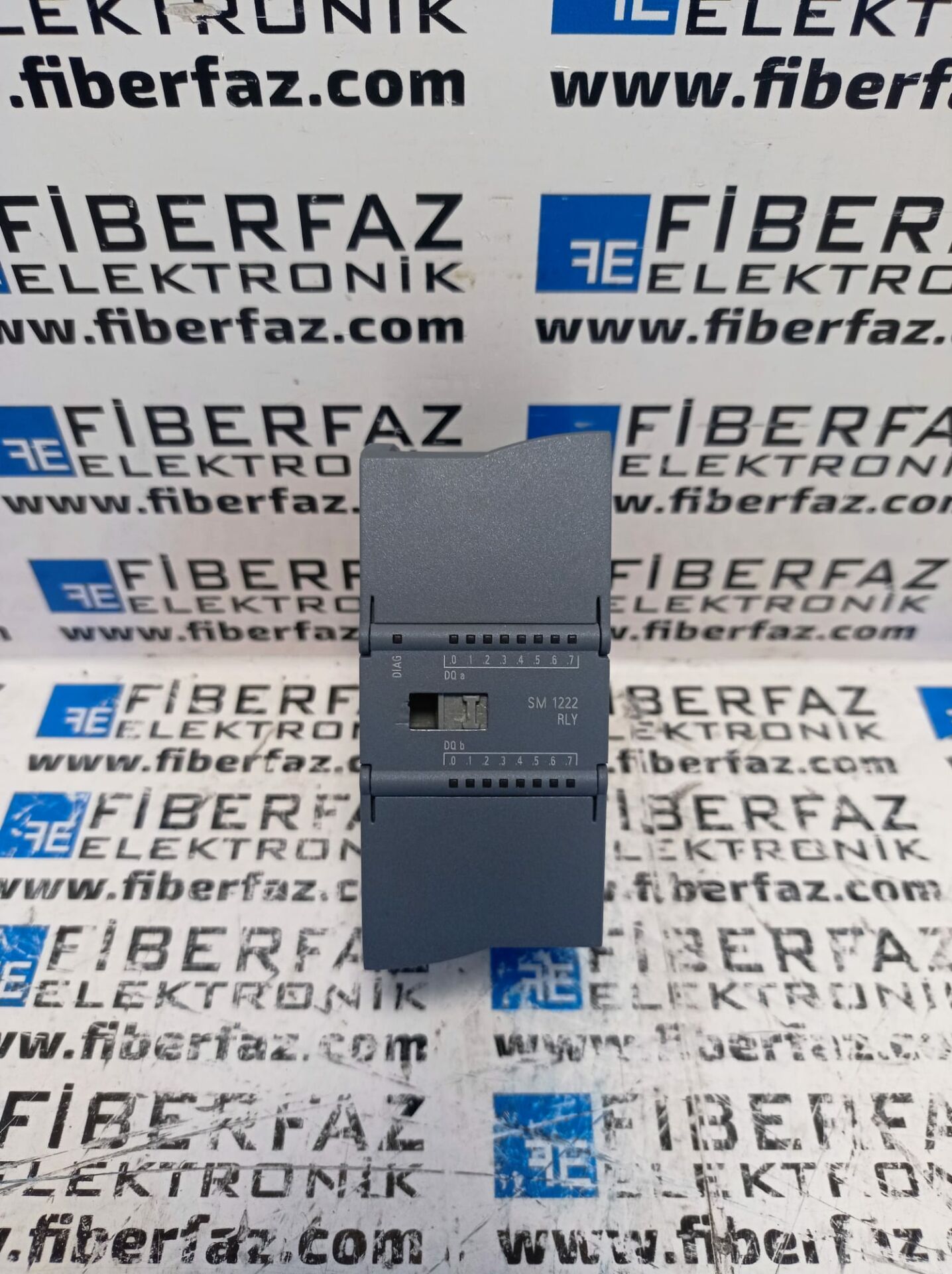 6ES7 222-1HH32-0XB0  SIEMENS SIMATIC S7-1200 DO SM1222