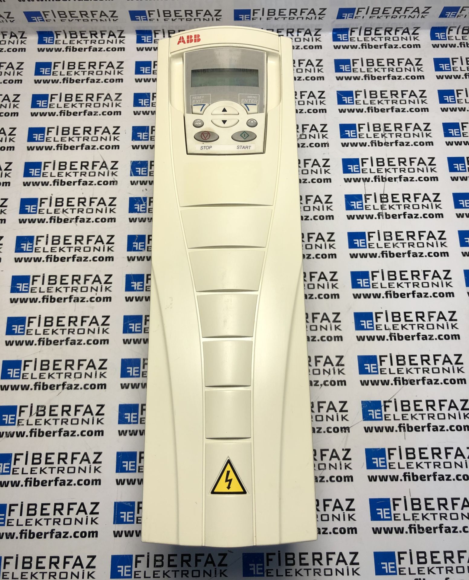ACS550-01-015A-4 ABB AC MOTOR SURUCUSU 7.5kW