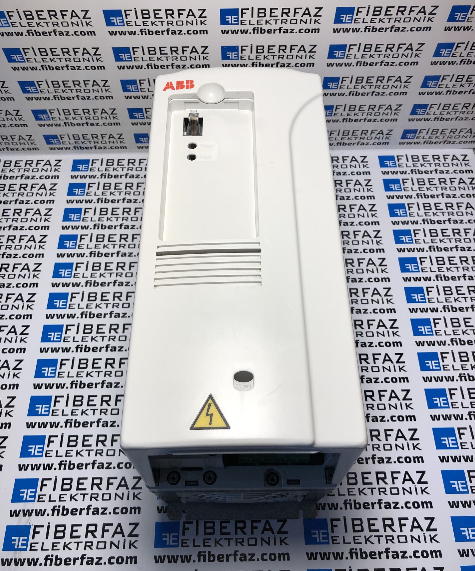 ACS800-01-0020-3 ABB ACS800 AC MOTOR SURUCUSU 15kW