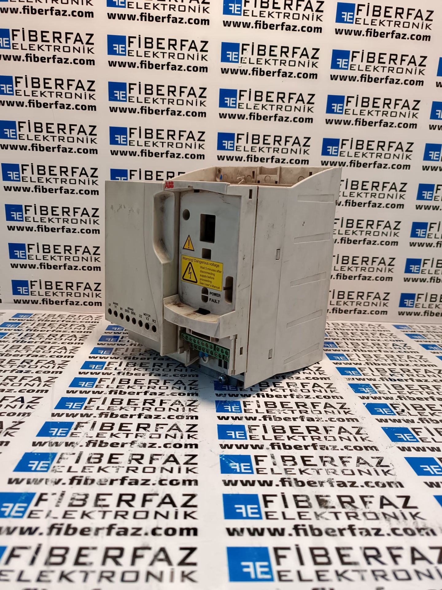 ACS350-03E-15A6-4 ABB AC MOTOR SURUCU 7.5kW