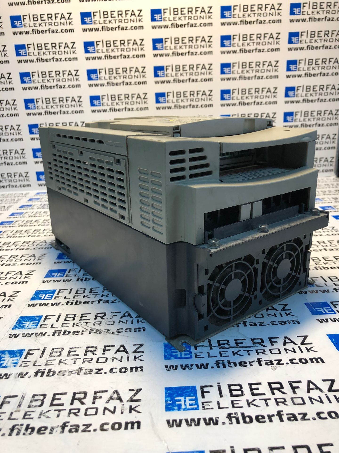 ATV61HU75N4 SCHNEIDER ATV61 AC DRIVE - 7,5kW 10HP