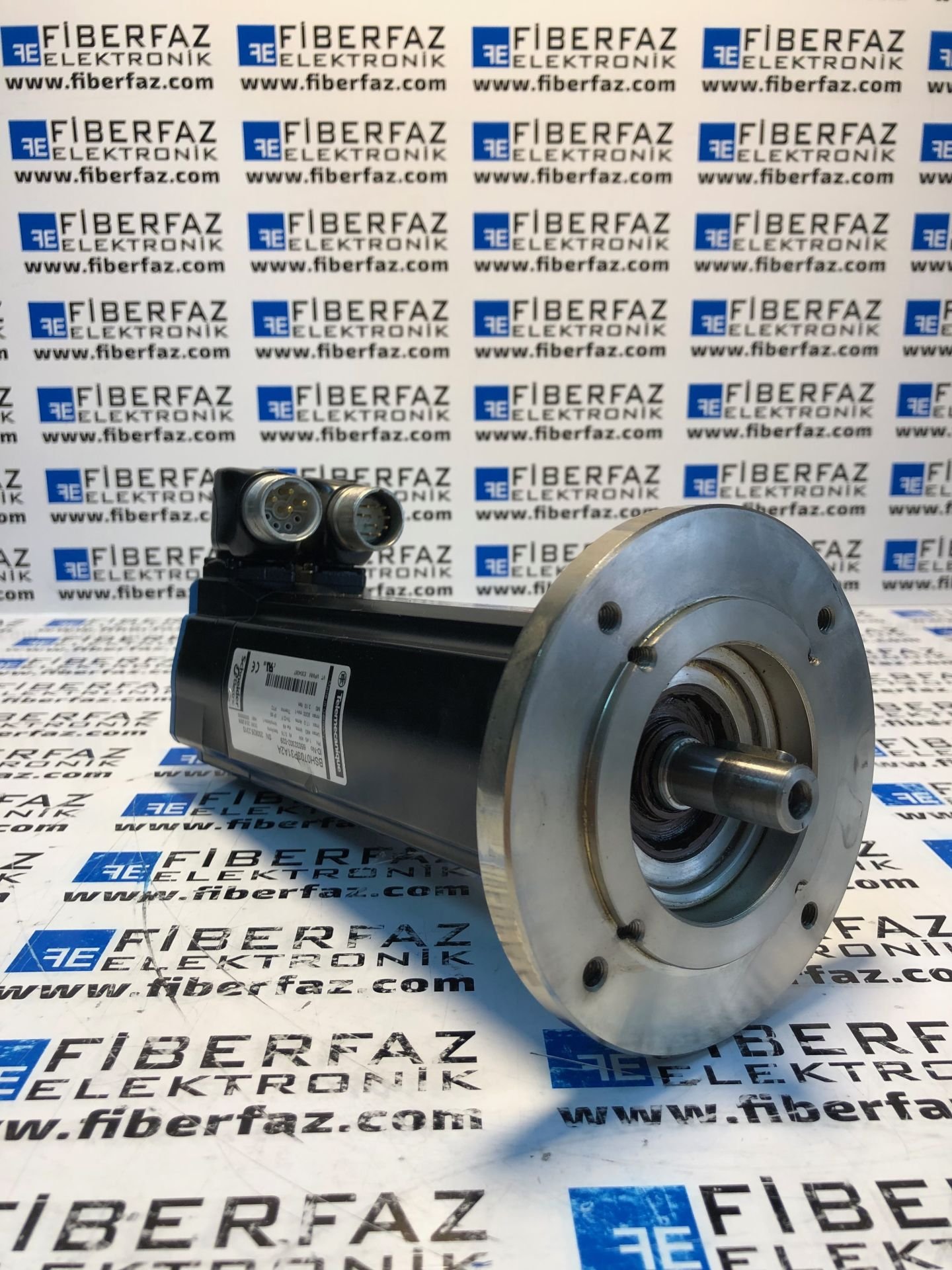Schneider Electric BSH0703P31A2A Servo Motor