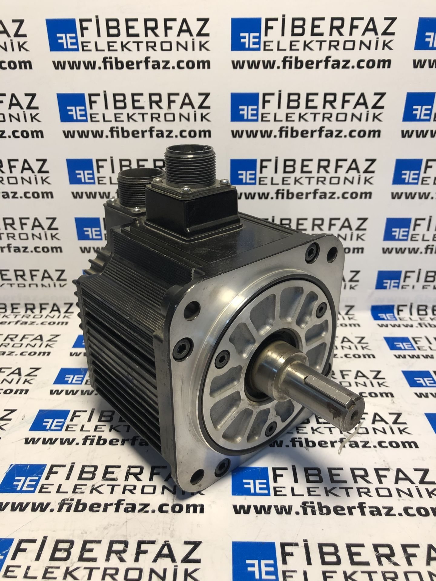 Yaskawa Servo Motor SGMGH-05DCA6F-OY