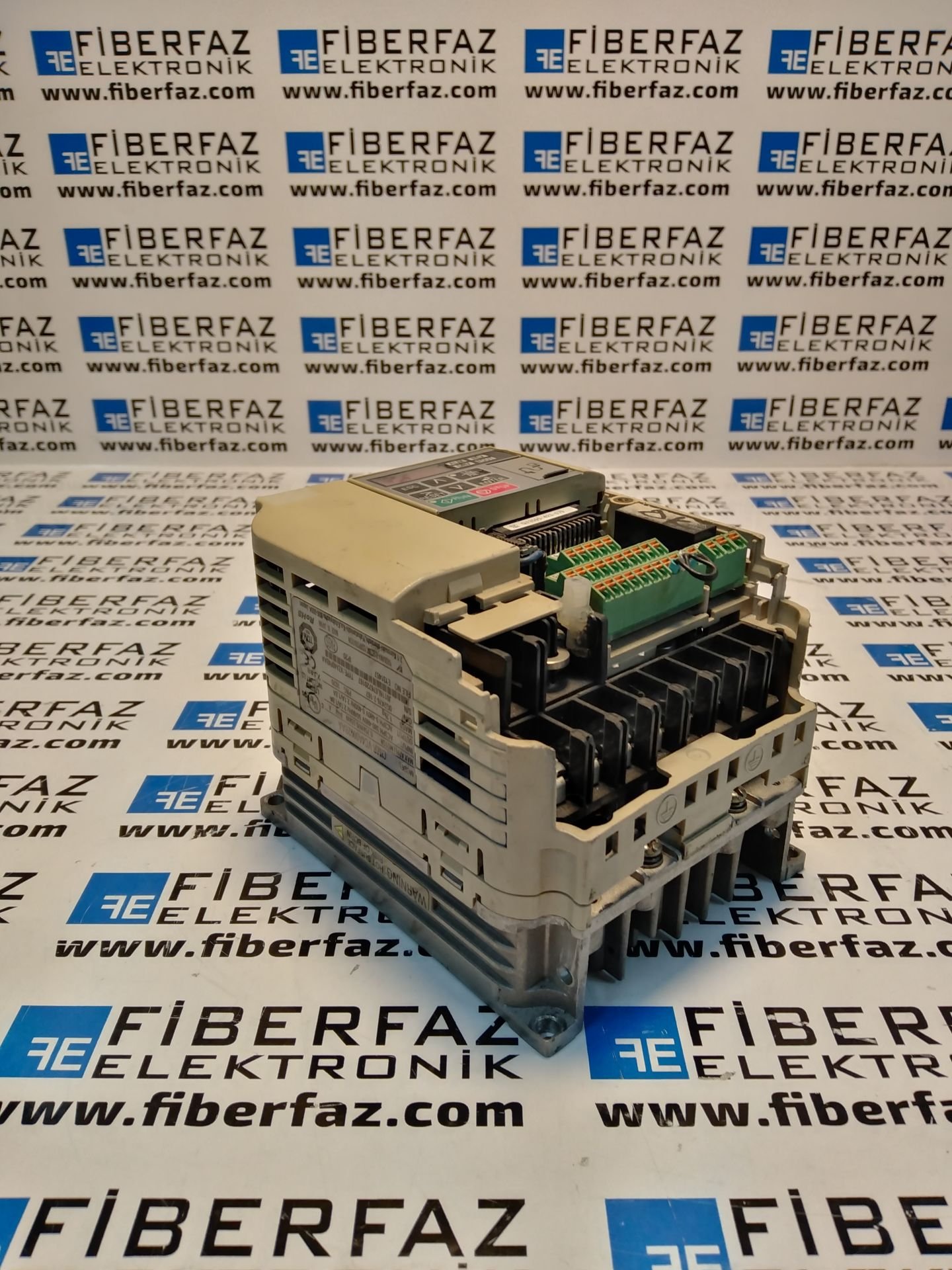 Yaskawa Sürücü CIMR-VC4A0002BAA