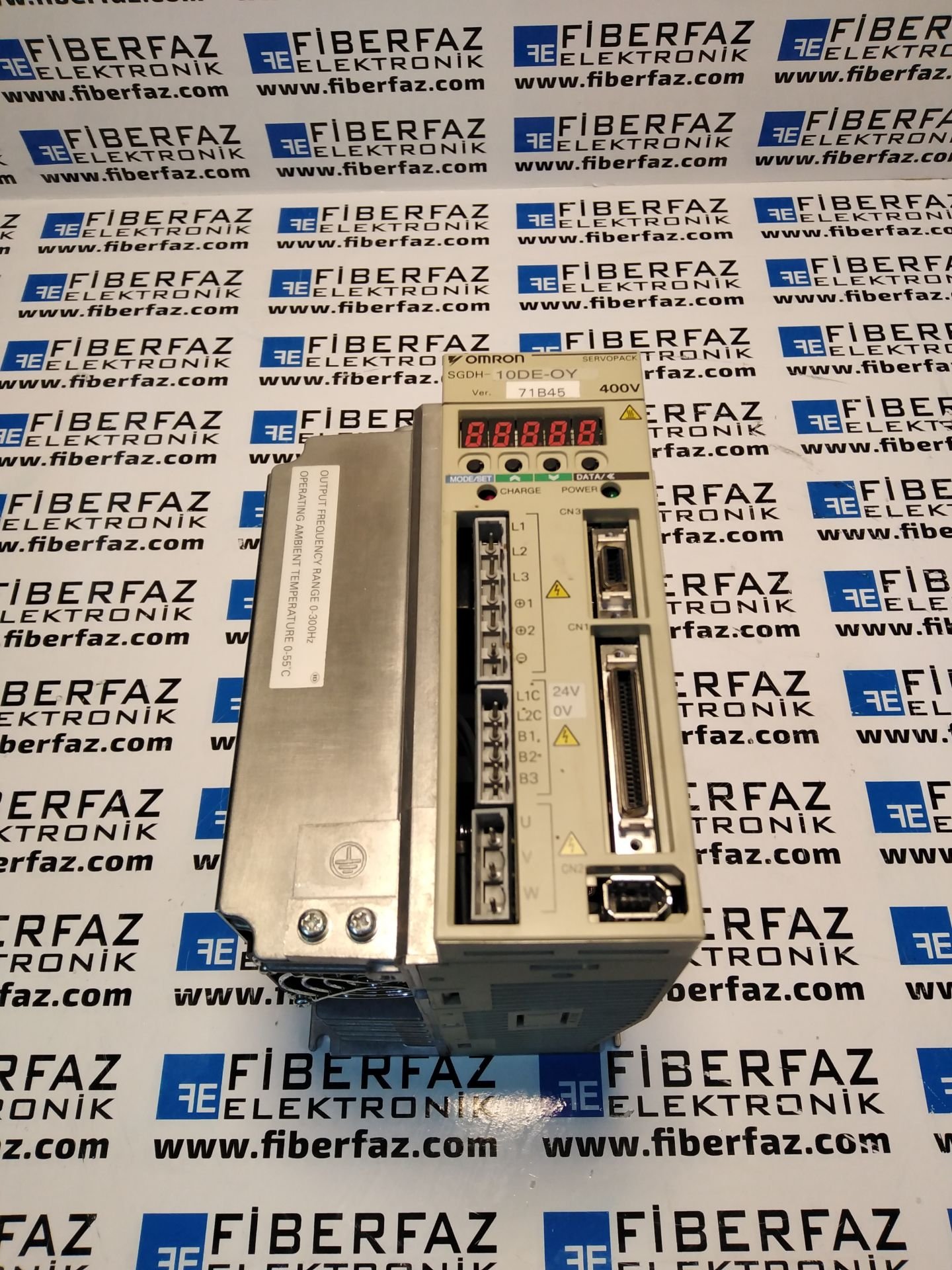 SGDH-10DE-OY  YASKAWA Σ-II SERIES (Sigma II) SGDH SERVO AMPLIFIER (1kW)