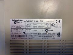 Schneider Sürücü ATV28HD12N4