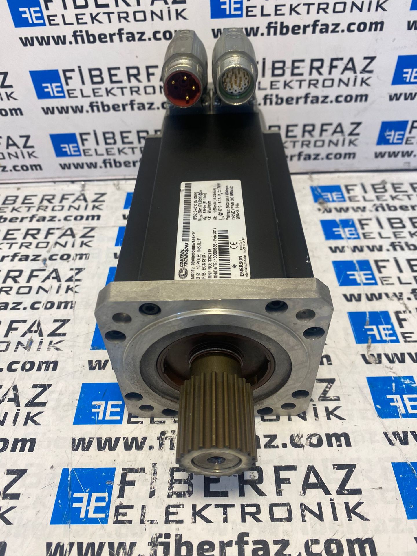 Control Technıques Motor 089UDC300BBWBA-SKTY