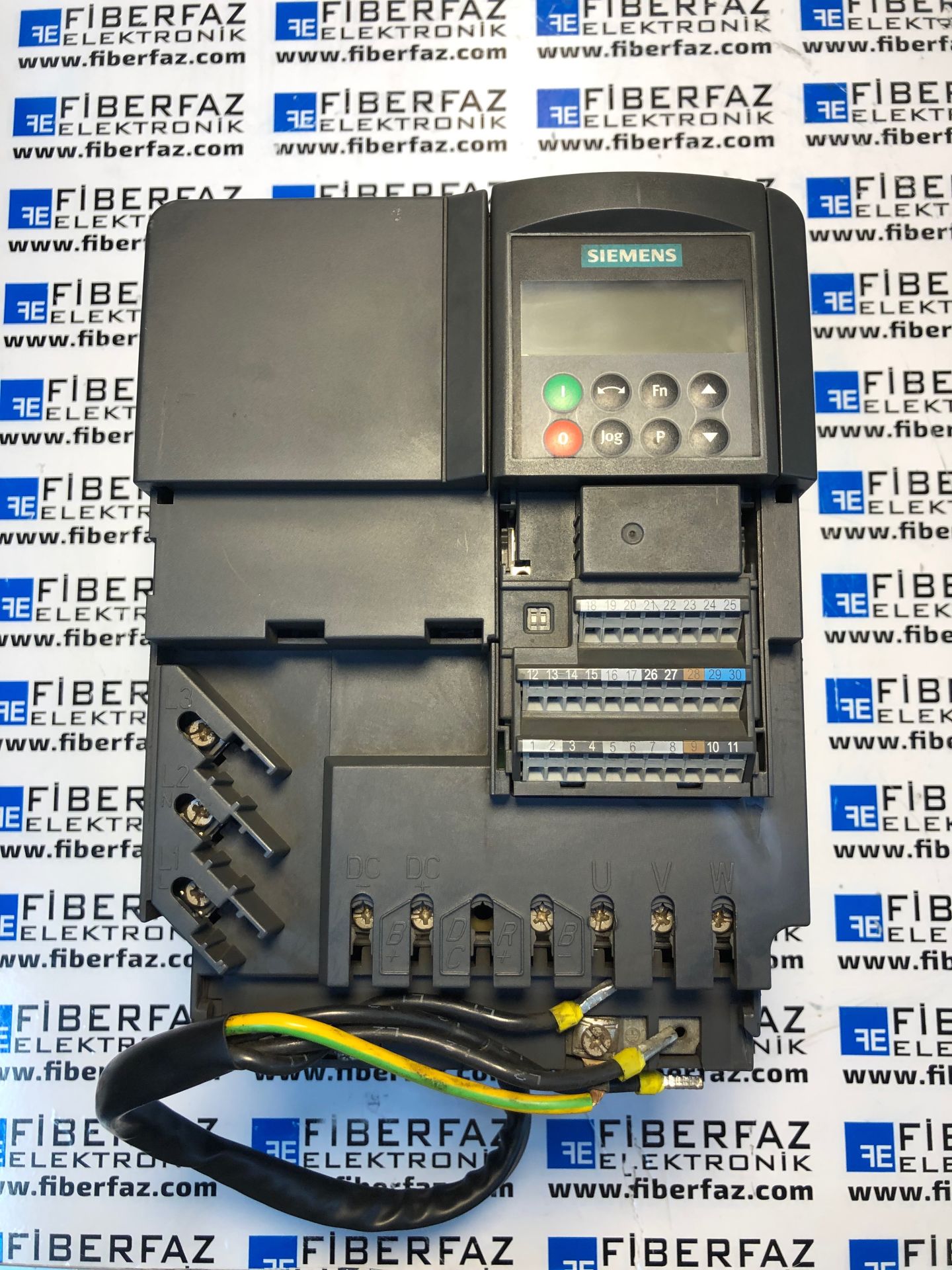 Sıemens 6SE6440-2UD25-5CA1 Mıcromaster 440