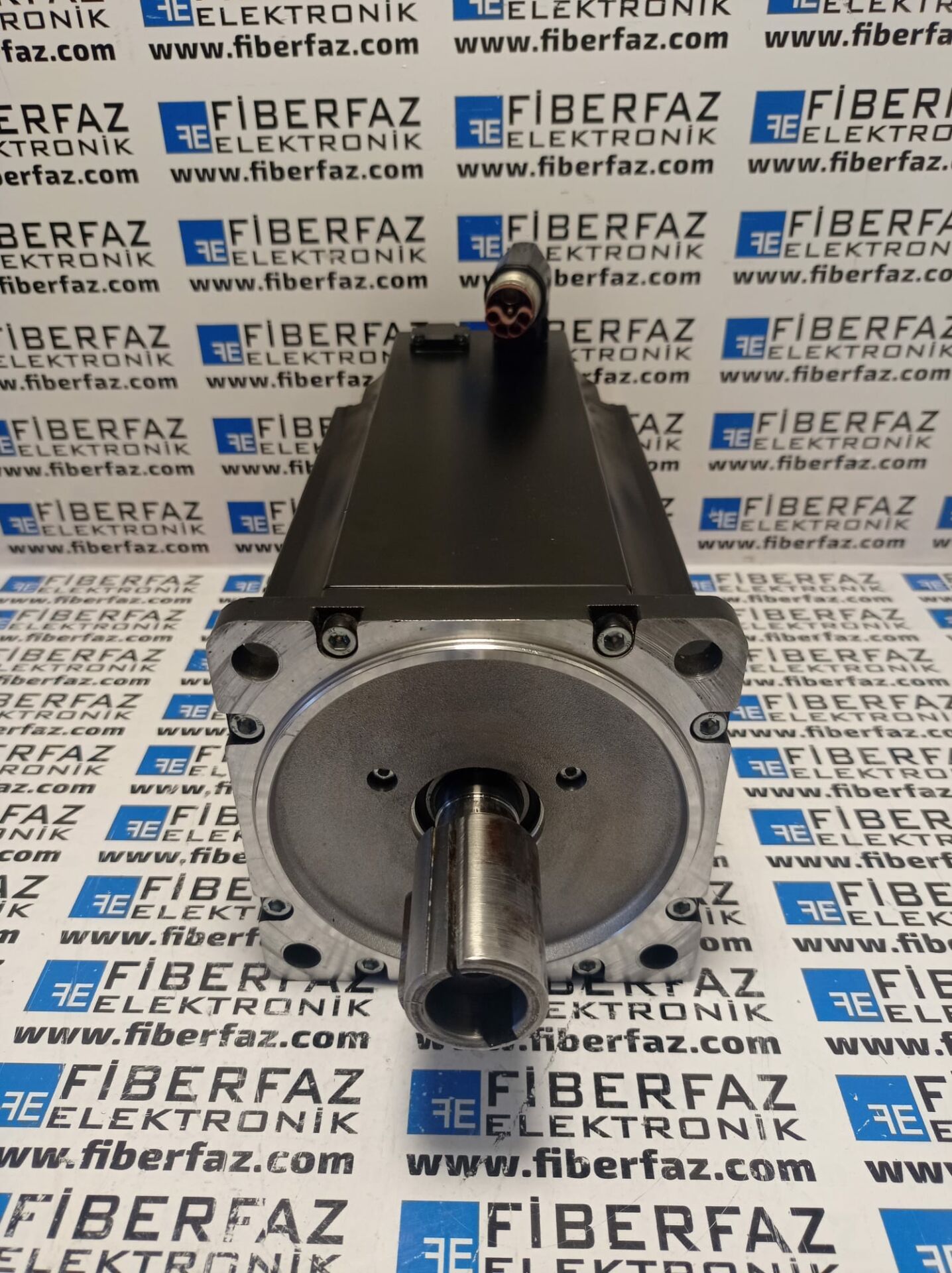 B&R Servo Motor 8LSA57.DB030S300-3