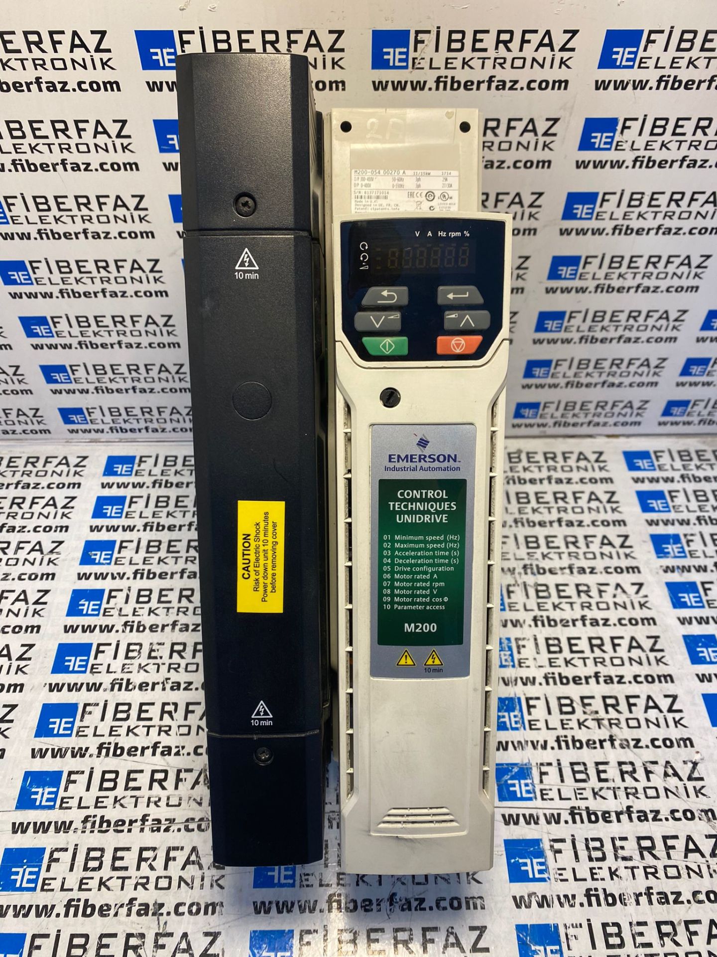 Control Technıques Sürücü M200-054 00270 A