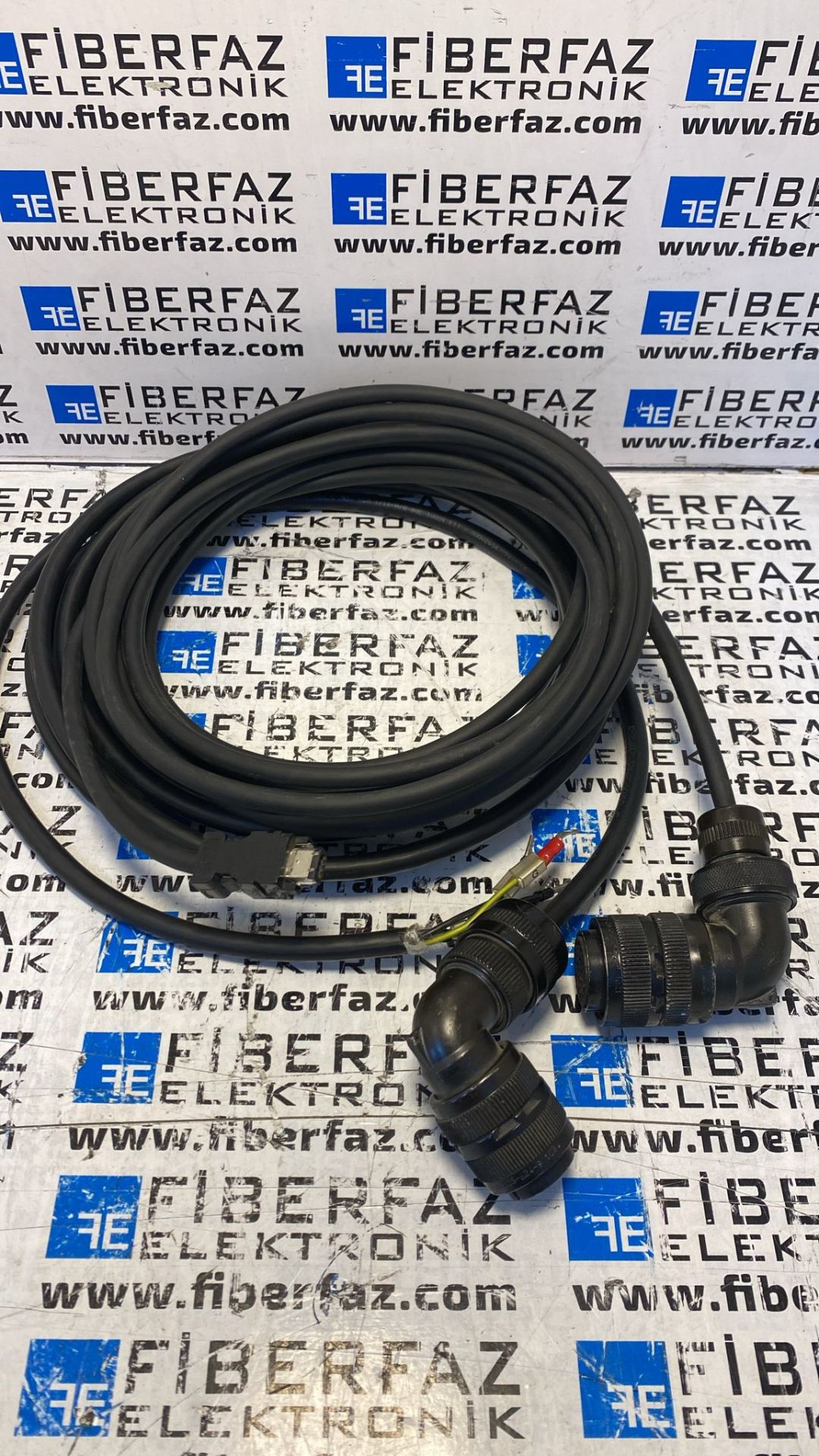 Yaskawa E192076 4G1,5 AWM Encoder Kablosu