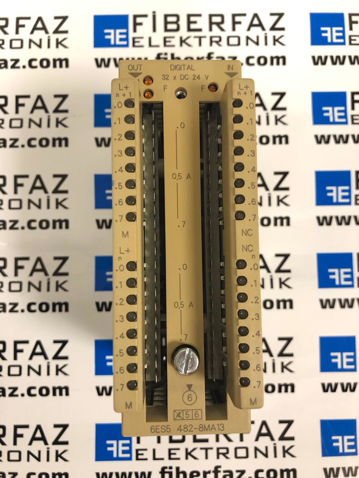 SIEMENS 6ES5 482-8MA13 SIMATIC S5 DI/DO MODUL  ( 6ES5 482-8MA13 )