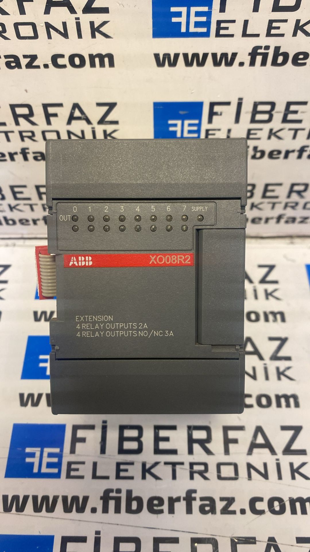 XO08R2-A4.0 ABB PLC (1SBP260109R1001) 8 KANAL ROLE CIKIS MODULU